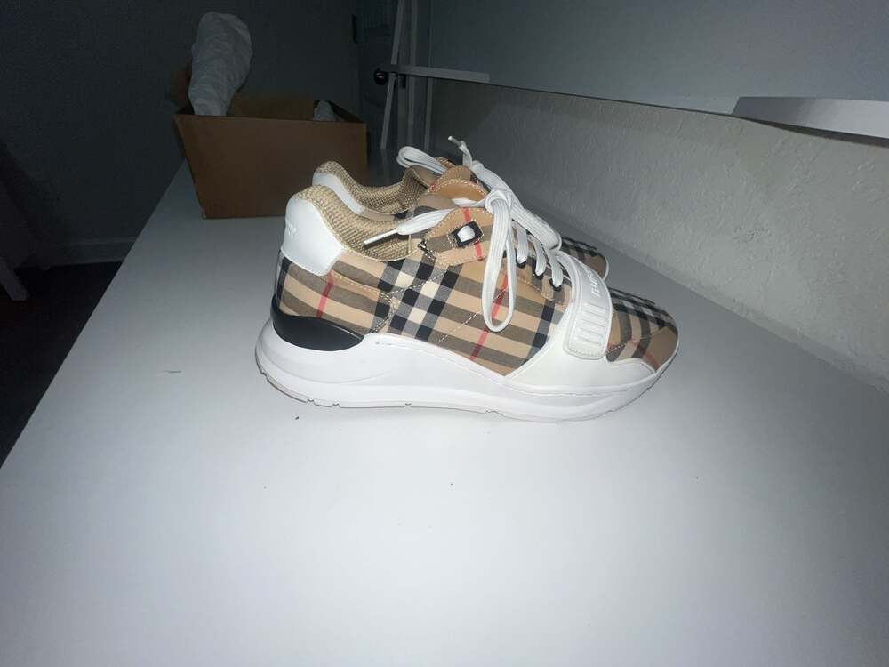 Burberry Regis Check Trainer Sneakers in Archive Beige